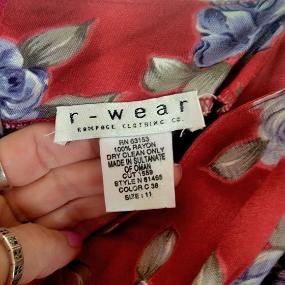 Sundress - Picture 3 of 3